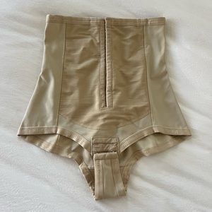 Bellefit girdle Medium